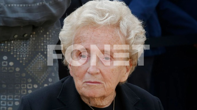 Preminula Bernadet Širak